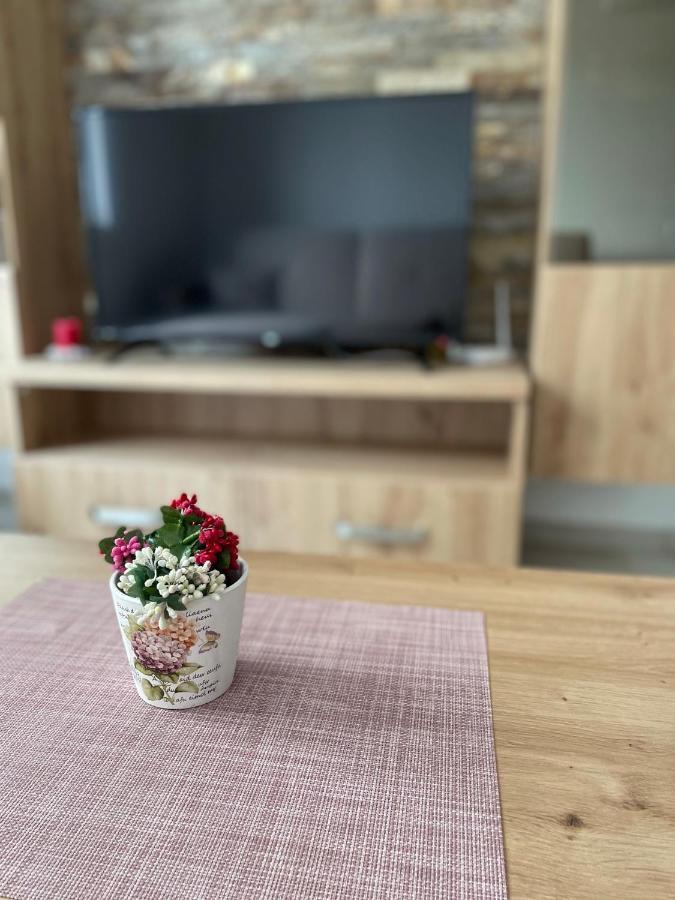 Kraljevi Konaci -Apartmani Bajka Kopaonik Ngoại thất bức ảnh